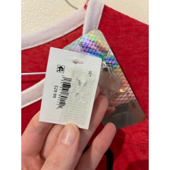 Chicago Blackhawks Women's Long Sleeve T Shirt Red White NHL Officially Licensed - Picture 5 of 5